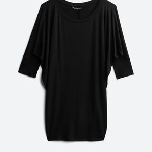 NWOT black long 3/4 jersey knit top  Large